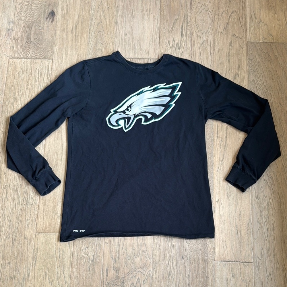 Nike Black Long Sleeve Tee with Eagle Logo Size Large